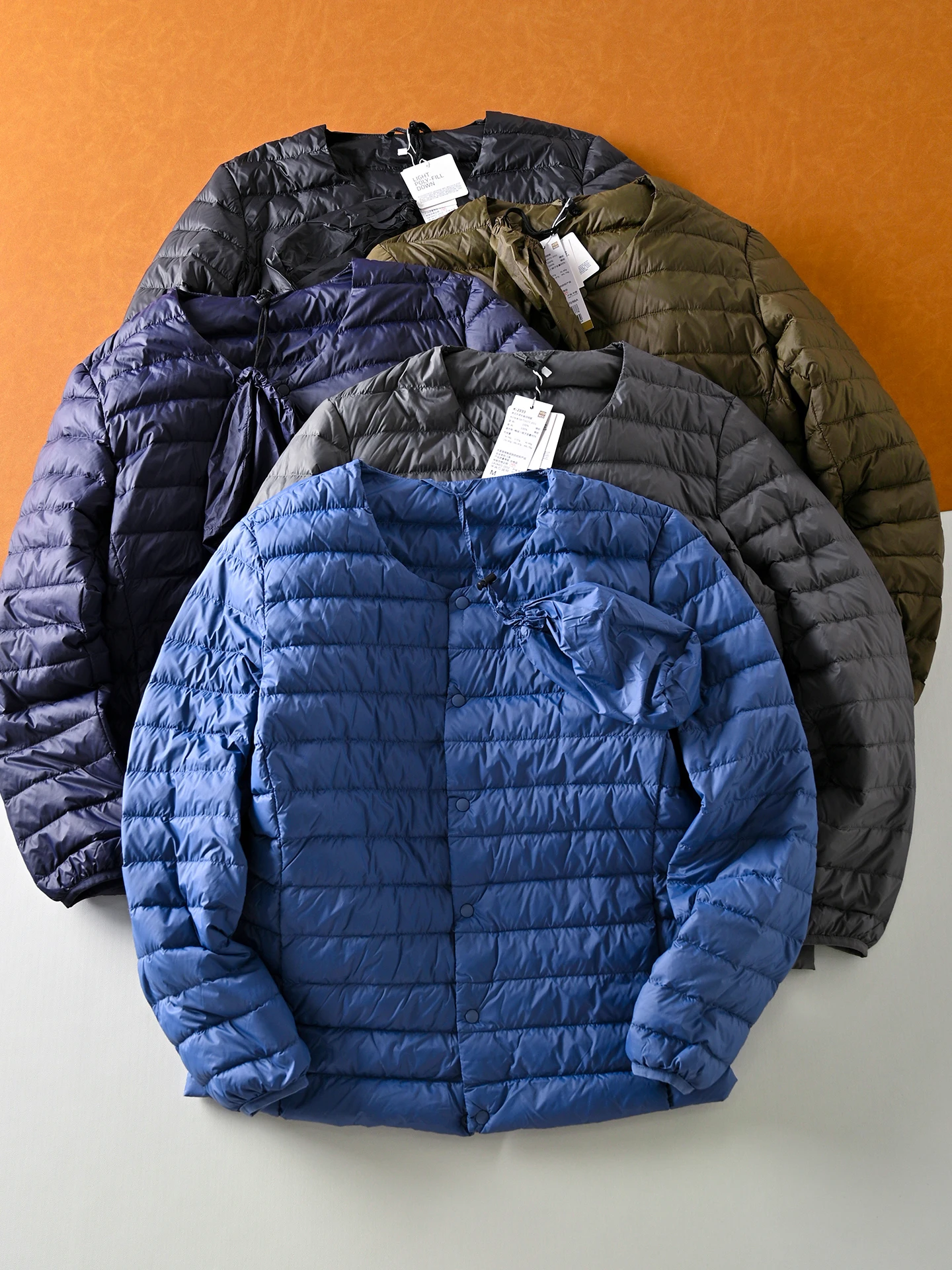 Мужской пуховый воротник Jaet 90 Du, легкий, теплый, водостойкий, многослойный, осенне-зимний, внутренняя часть
Мужской пуховый воротник Jaet 90 Du, легкий, теплый, водостойкий, многослойный, осенне-зимний, внутренняя часть