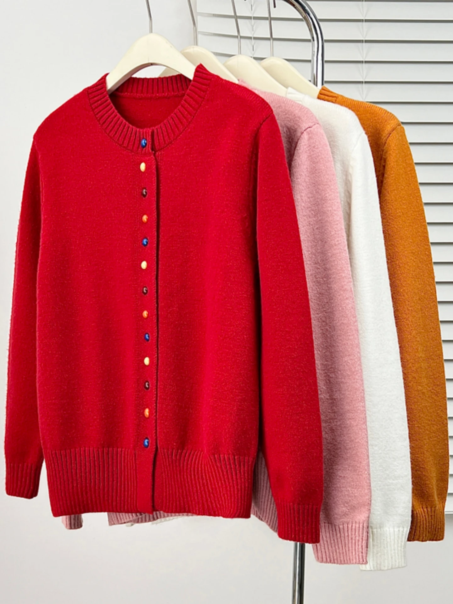 Button Knitted Open Cardigan Sweater Women's Spring Autumn plus Size Slimming Design Beautiful Top Korean Style
Button Knitted Open Cardigan Sweater Women's Spring Autumn plus Size Slimming Design Beautiful Top Korean Style