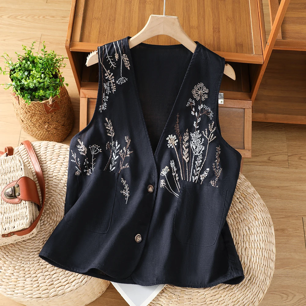 Retro Cotton Linen Embroidered Women's Vest Loose Casual Versatile Sleeveless Cardigan Outerwear Layering Tank Top
Retro Cotton Linen Embroidered Women's Vest Loose Casual Versatile Sleeveless Cardigan Outerwear Layering Tank Top
