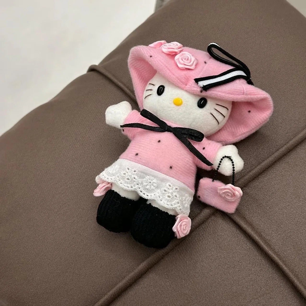 Cute Hello Kitty Princess Bag Accessories Pendant Hello Bag Kt Cat Doll Plush Pendant Sweet Hello Kitty Cat Dollaccessoriesgift
Cute Hello Kitty Princess Bag Accessories Pendant Hello Bag Kt Cat Doll Plush Pendant Sweet Hello Kitty Cat Dollaccessoriesgift