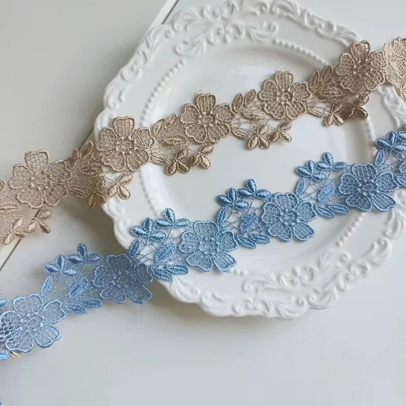 15 ярдов шириной 5 см, блестящие светло-голубые коричневые цветы Venise Diy, венецианские кружевные аксессуары для одежды различных предметов одежды, бюстгальтер, юбка
15 ярдов шириной 5 см, блестящие светло-голубые коричневые цветы Venise Diy, венецианские кружевные аксессуары для одежды различных предметов одежды, бюстгальтер, юбка