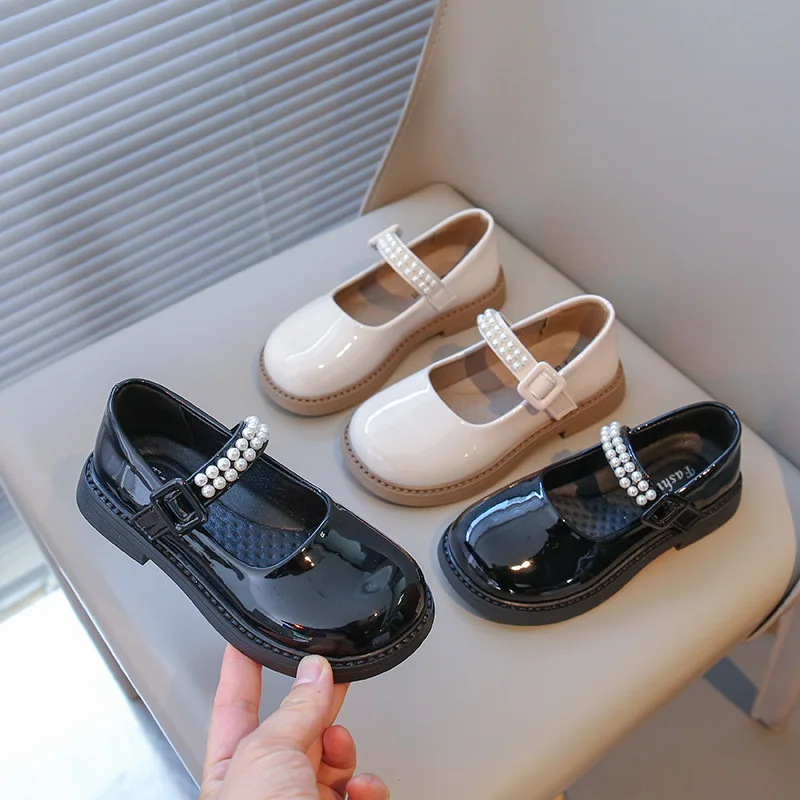Kids'Casual Sandals PU Leather Summer Fashion Pearl Outdoor Breathable Shoes For Girls Anti-slip Soft Bottom Black White
Kids'Casual Sandals PU Leather Summer Fashion Pearl Outdoor Breathable Shoes For Girls Anti-slip Soft Bottom Black White