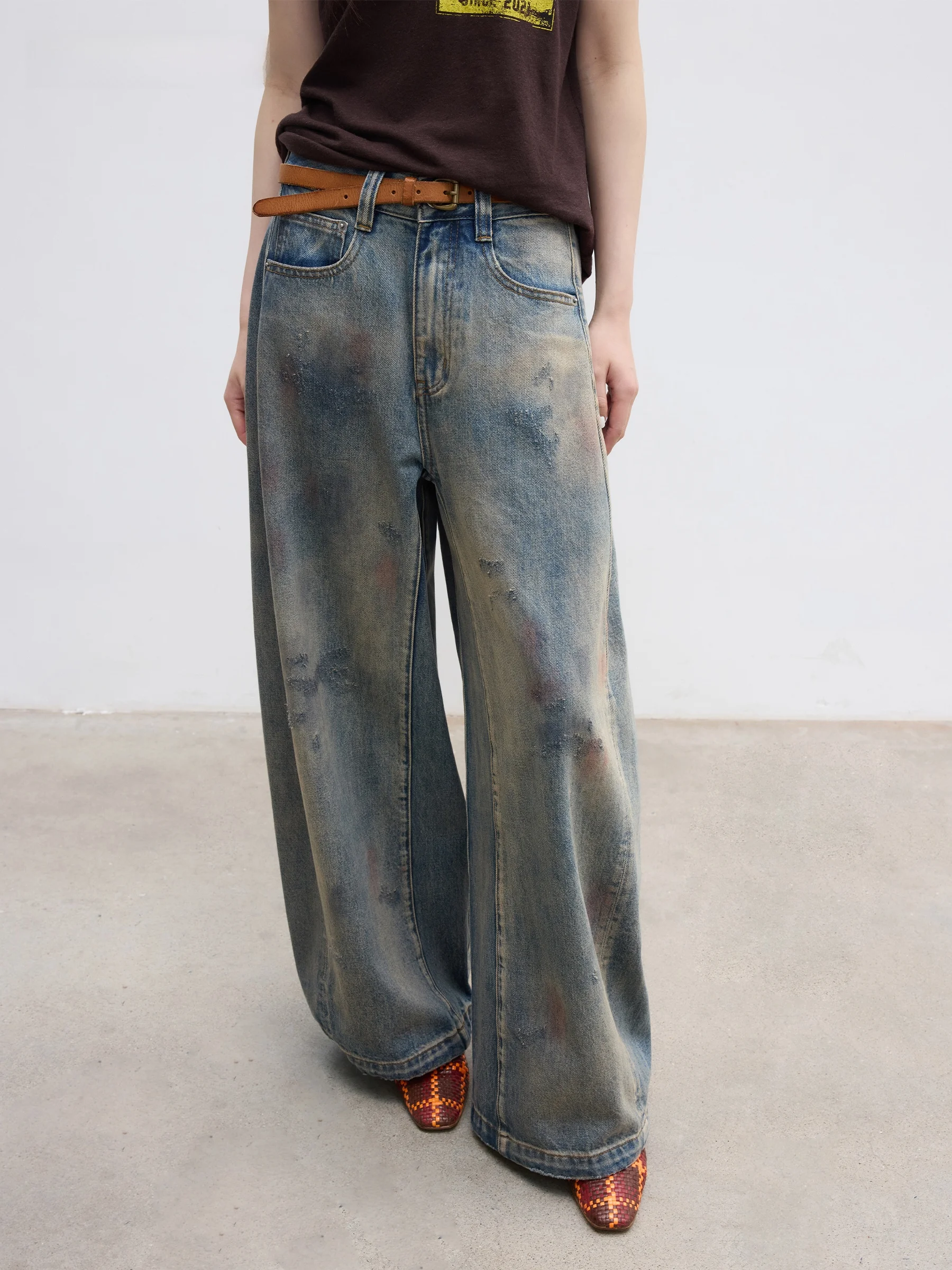 VERMO Vintage Washed Tent Shape Loose Jeans Dyeing Process Cotton Natural Waist Button Soft Fabric All Seasons Unisex Jeans
VERMO Vintage Washed Tent Shape Loose Jeans Dyeing Process Cotton Natural Waist Button Soft Fabric All Seasons Unisex Jeans