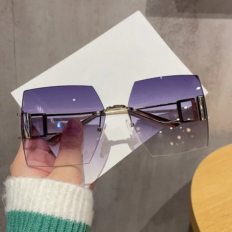 Square Shape Rimless Women's Sunglasses Metal Frame Hollow Out Leg Outdoor Sunglass UV Protection Female Sun Glasses
Square Shape Rimless Women's Sunglasses Metal Frame Hollow Out Leg Outdoor Sunglass UV Protection Female Sun Glasses