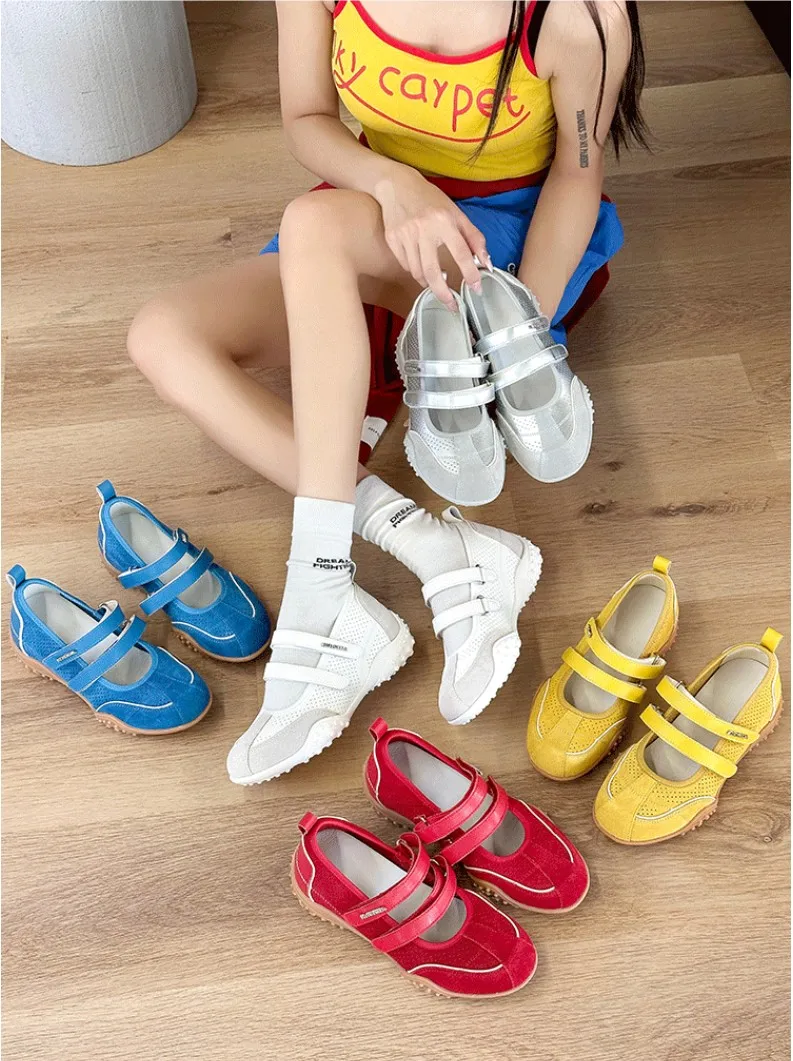 Women's Interior Height Retro Shallow Ballet Shoe Adult Soft Sole Anti-slip Training Shoe Round Toe Sports Casual Shoes
Women's Interior Height Retro Shallow Ballet Shoe Adult Soft Sole Anti-slip Training Shoe Round Toe Sports Casual Shoes