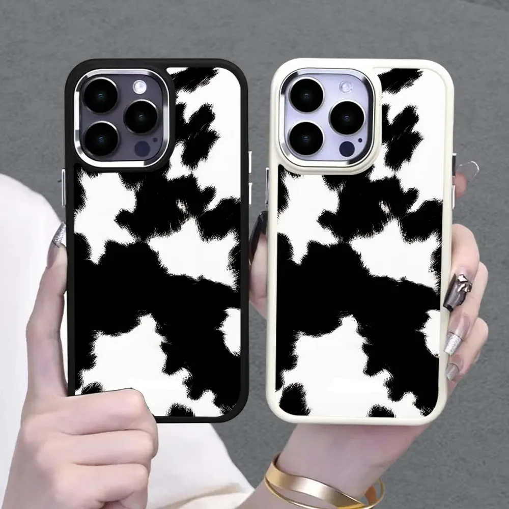 New design pattern metal frame black and white phone case, suitable for iPhone 16,16Pro,16Pro Max, Plus to11,12,13,14,15series
New design pattern metal frame black and white phone case, suitable for iPhone 16,16Pro,16Pro Max, Plus to11,12,13,14,15series