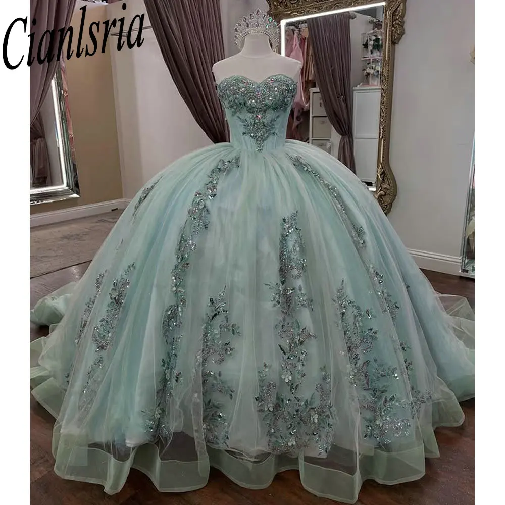 Светло-голубое милое платье Quinceanera без рукавов, бальное платье с бисером и кристаллами, кружево Sweet 15 Años, мексиканское индивидуальное платье
Светло-голубое милое платье Quinceanera без рукавов, бальное платье с бисером и кристаллами, кружево Sweet 15 Años, мексиканское индивидуальное платье