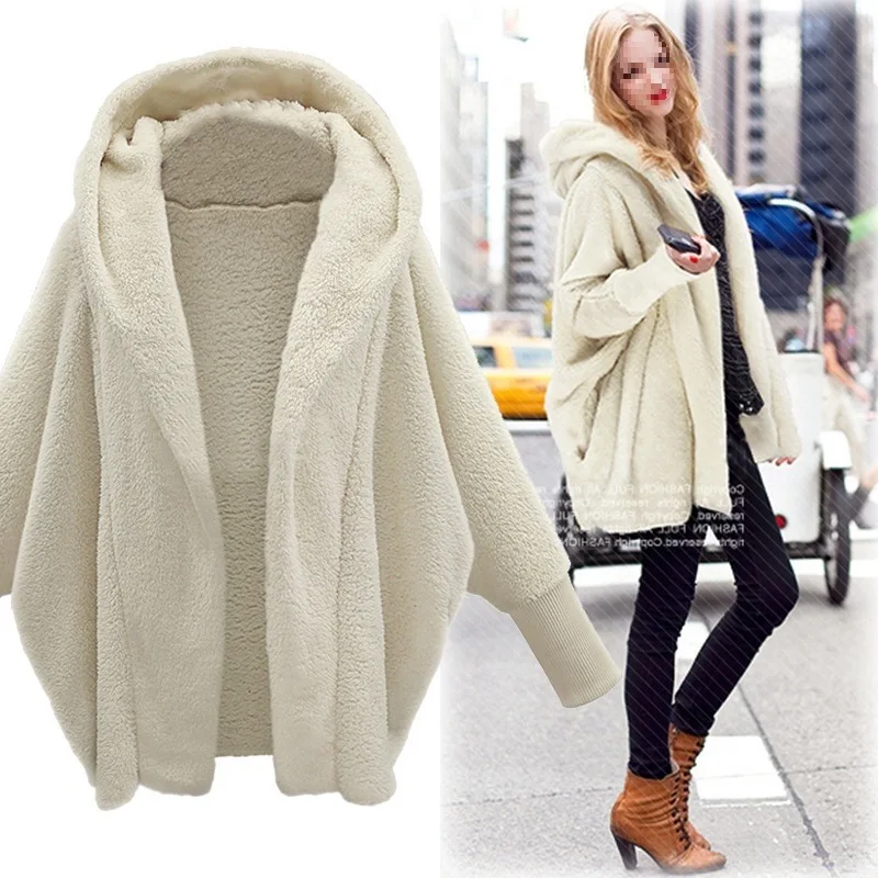 Осень-зима, новая простая однотонная женская куртка с длинными рукавами, модная свободная посадка с капюшоном, женское повседневное плюшевое пальто
Осень-зима, новая простая однотонная женская куртка с длинными рукавами, модная свободная посадка с капюшоном, женское повседневное плюшевое пальто