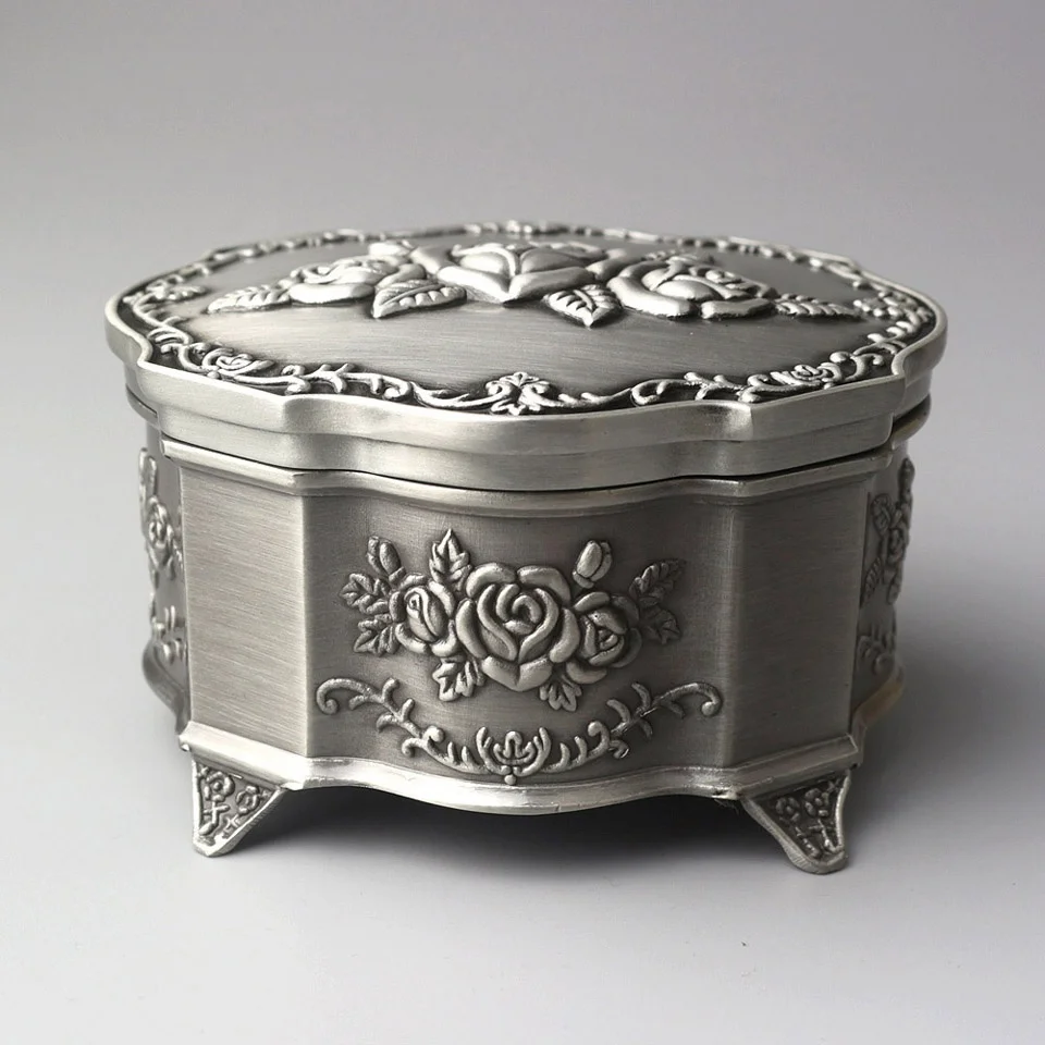 Wholesale Emboss Alloy Metal Music Box Wind up and Golden Movement Music Box for Christmas/Birthday/Valentine's Day
Wholesale Emboss Alloy Metal Music Box Wind up and Golden Movement Music Box for Christmas/Birthday/Valentine's Day