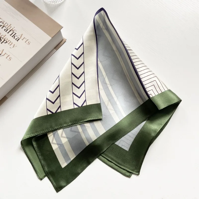 Four Grid Spliced Stripe Square Scarf 100% MULBERRY SILK Minimalist Green Trim Women Neck Hair Bag Travel Office Gift Bandana
Four Grid Spliced Stripe Square Scarf 100% MULBERRY SILK Minimalist Green Trim Women Neck Hair Bag Travel Office Gift Bandana