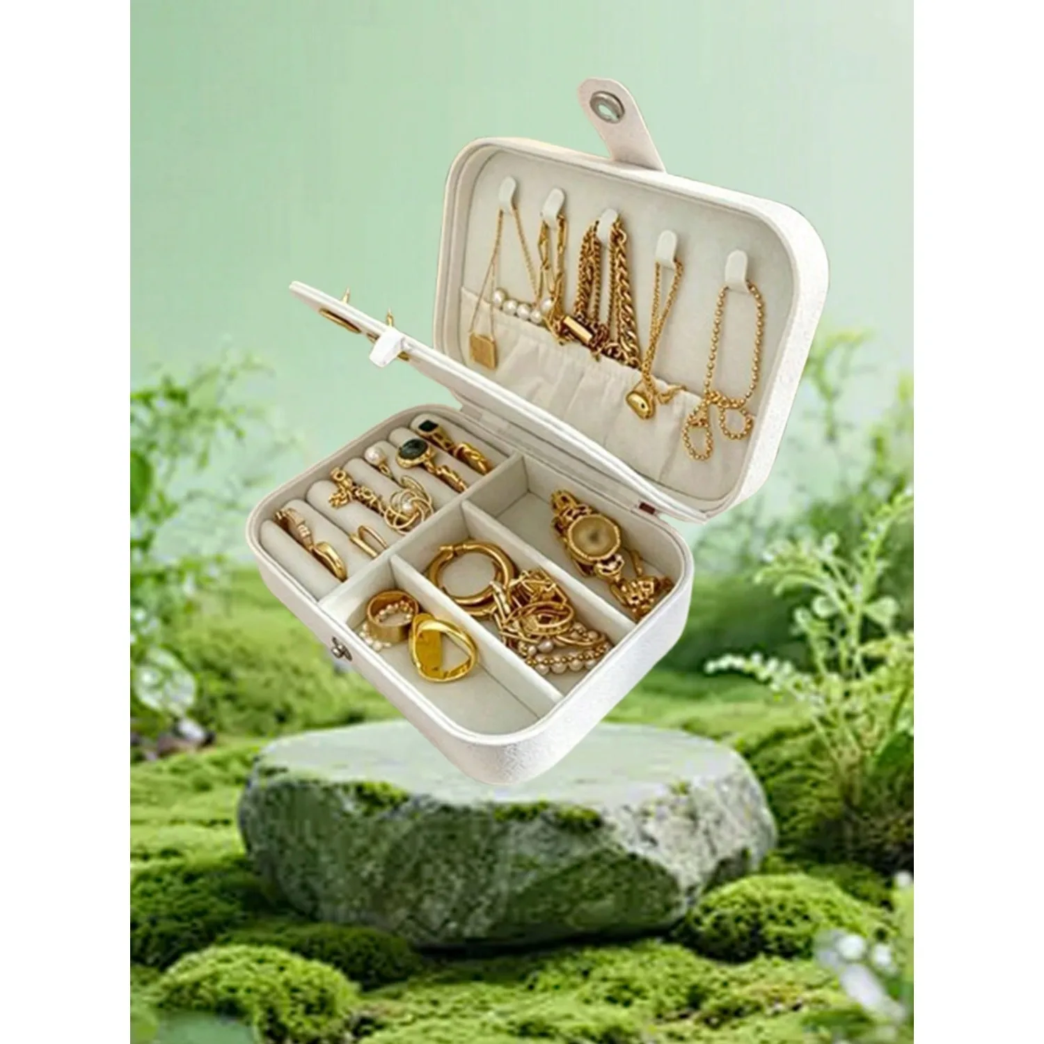 1pc Minimalist Jewelry Box, Large Capacity Portable Jewelry Storage Box, Compact Travel Jewelry Organizer For Rings, Earrings
1pc Minimalist Jewelry Box, Large Capacity Portable Jewelry Storage Box, Compact Travel Jewelry Organizer For Rings, Earrings