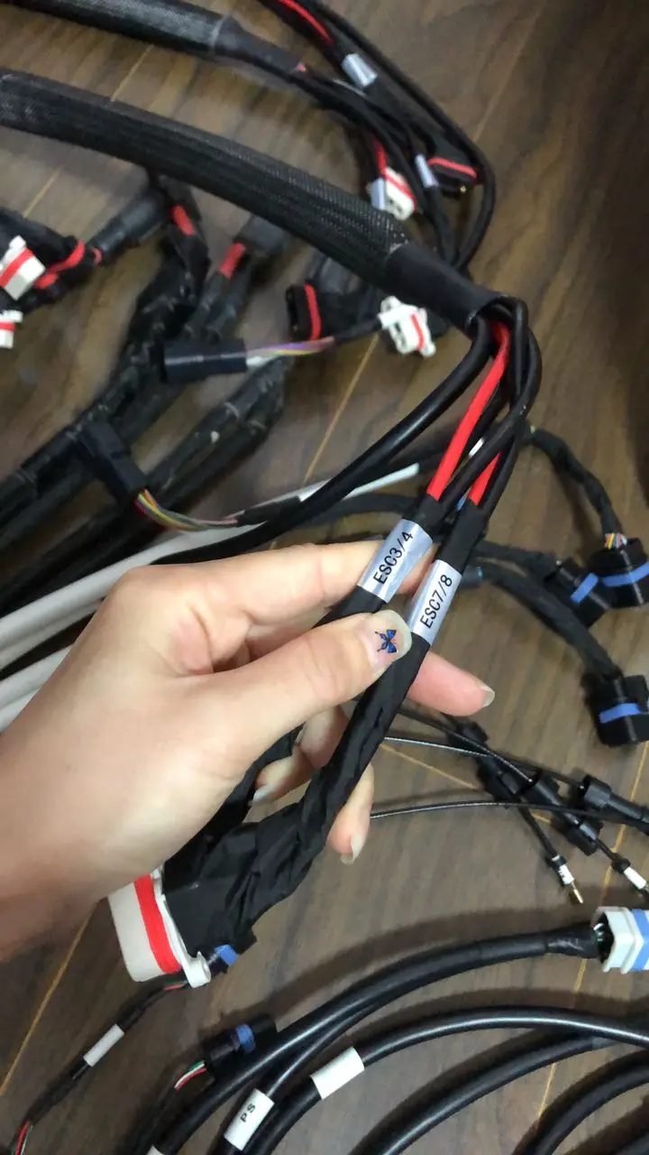 Agriculture Agras Drone Arm Cable For DJI T40 T50 M1 M2 M3 M4 Aircraft Arm ESC Composite Cable ARM CableNew Original
Agriculture Agras Drone Arm Cable For DJI T40 T50 M1 M2 M3 M4 Aircraft Arm ESC Composite Cable ARM CableNew Original