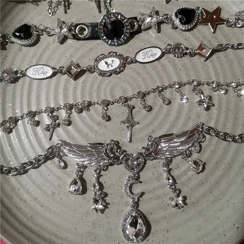 Shining Crystal Wings Heart Star Silver Color Choker Necklaces For Women Tassel Rhinestone Chain Necklaces Statements Jewelry
Shining Crystal Wings Heart Star Silver Color Choker Necklaces For Women Tassel Rhinestone Chain Necklaces Statements Jewelry