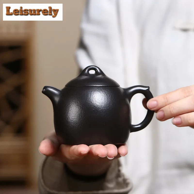 210ml Handmade Yixing Purple Clay Teapots Handmade Pot Raw Ore Black Zhu Mud Tea Infuser Kettle With Strainer Zisha Tea Set
210ml Handmade Yixing Purple Clay Teapots Handmade Pot Raw Ore Black Zhu Mud Tea Infuser Kettle With Strainer Zisha Tea Set