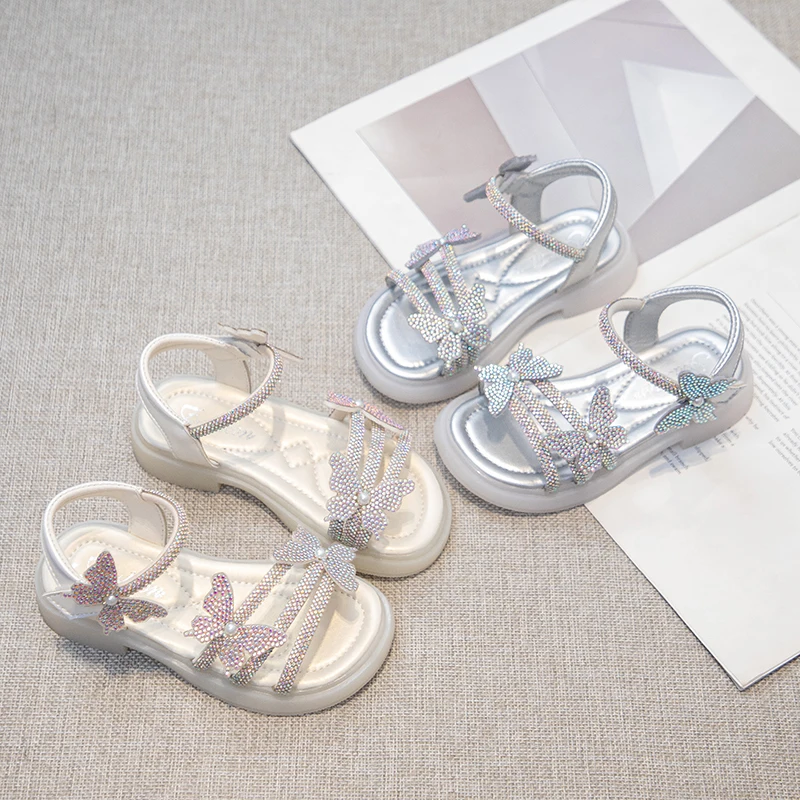 Girls Crystal Princess Sandals Non-Slip Fashion Children Shiny Rhinestone Performance Shoes Soft Sole Kids Summer Beach Shoes
Girls Crystal Princess Sandals Non-Slip Fashion Children Shiny Rhinestone Performance Shoes Soft Sole Kids Summer Beach Shoes