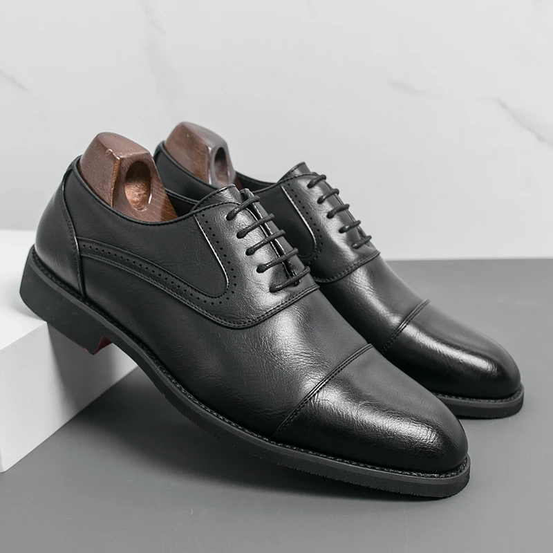 Men Red bottom Business Formal Leather Shoes Men Lacecomfortable Breathable Fashionable Dress Shoes Wedding Banquet Shoes
Men Red bottom Business Formal Leather Shoes Men Lacecomfortable Breathable Fashionable Dress Shoes Wedding Banquet Shoes