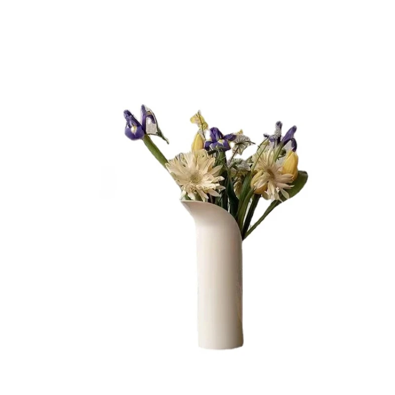 High-end Vases Modern Simple Art Decoration Simple Flower Insert Living Room Home Creative Decoration Soft Decorative Vases
High-end Vases Modern Simple Art Decoration Simple Flower Insert Living Room Home Creative Decoration Soft Decorative Vases