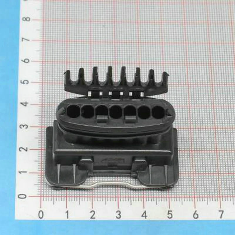 5PCS Original Car connector 282194-1 Timer Connector System 7P male rubber shell black
5PCS Original Car connector 282194-1 Timer Connector System 7P male rubber shell black