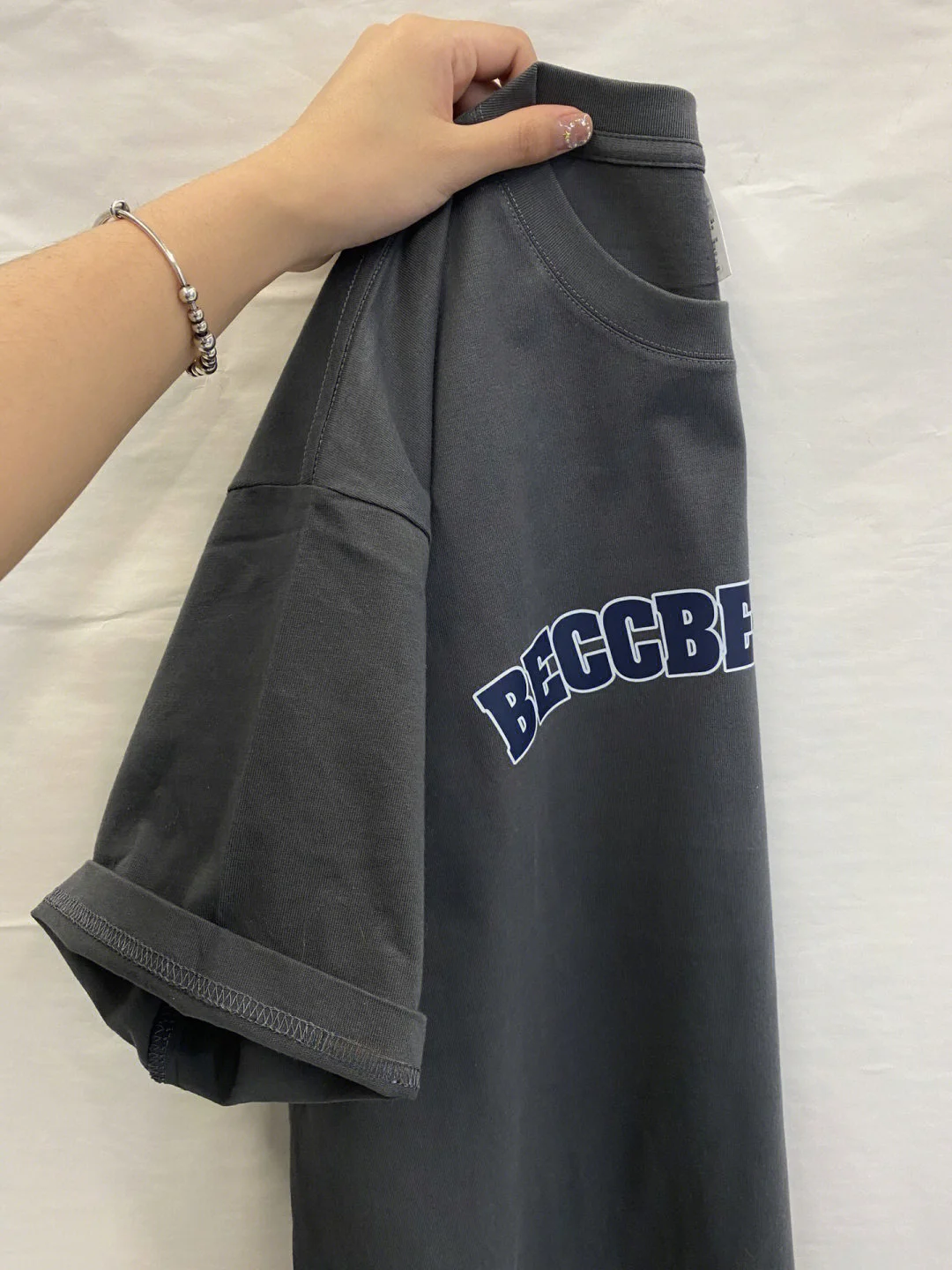 Retro American Brand ort Sve T-irt ex Pure Cotton Letter Print Casual Summer Top for Youth Outerwear
Retro American Brand ort Sve T-irt ex Pure Cotton Letter Print Casual Summer Top for Youth Outerwear