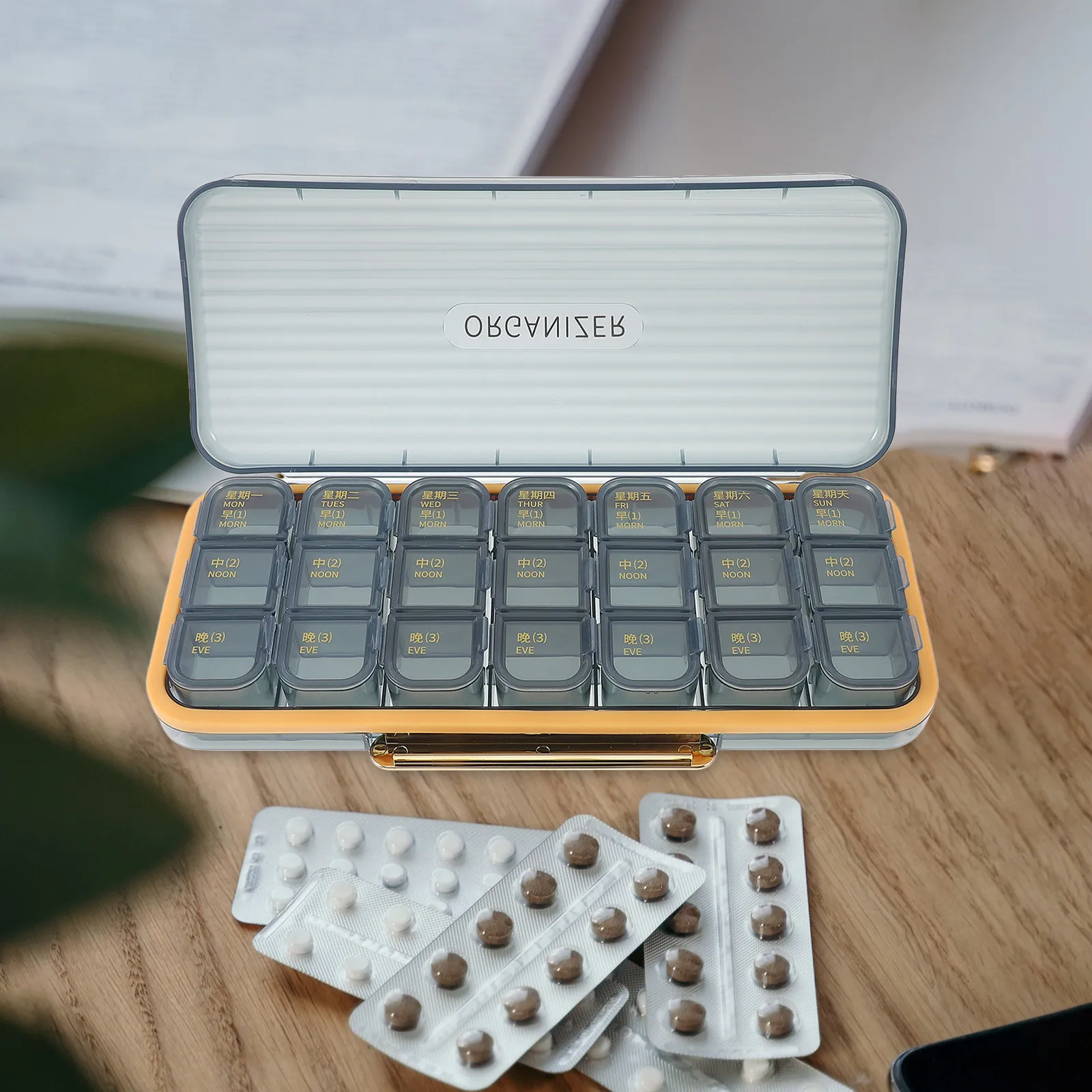 Portable Compact Multi-Grid Medicine Organizer Case with Independent Wear-Resistant Compartments for Tablets Small Items Travel
Portable Compact Multi-Grid Medicine Organizer Case with Independent Wear-Resistant Compartments for Tablets Small Items Travel