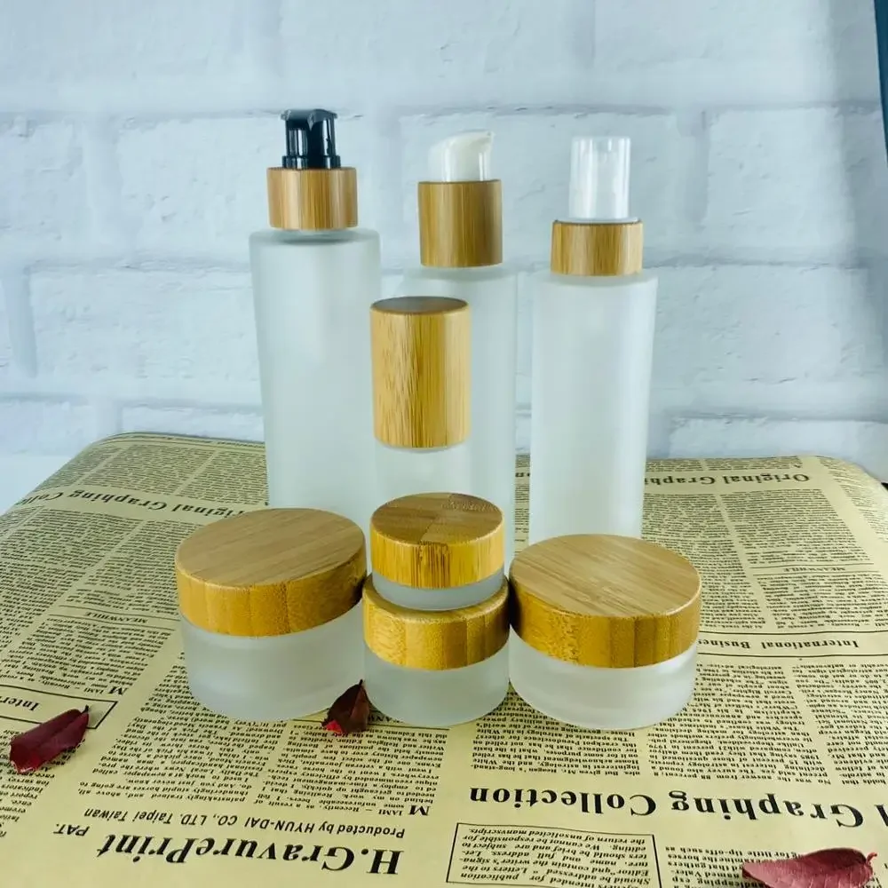 Luxury Frosted Bottles Natural Bamboo Cosmetic Packaging Glass Jar,Round Shaped Cosmetic Cream Container With Wooden Bamboo Lid
Luxury Frosted Bottles Natural Bamboo Cosmetic Packaging Glass Jar,Round Shaped Cosmetic Cream Container With Wooden Bamboo Lid