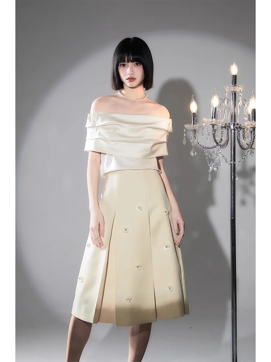 Elegant Handmade Embroidery Half Skirt Ayemorrey Camellia Evening Heavy Work Design High Waist A-Line Woolen Skirt for Women
Elegant Handmade Embroidery Half Skirt Ayemorrey Camellia Evening Heavy Work Design High Waist A-Line Woolen Skirt for Women