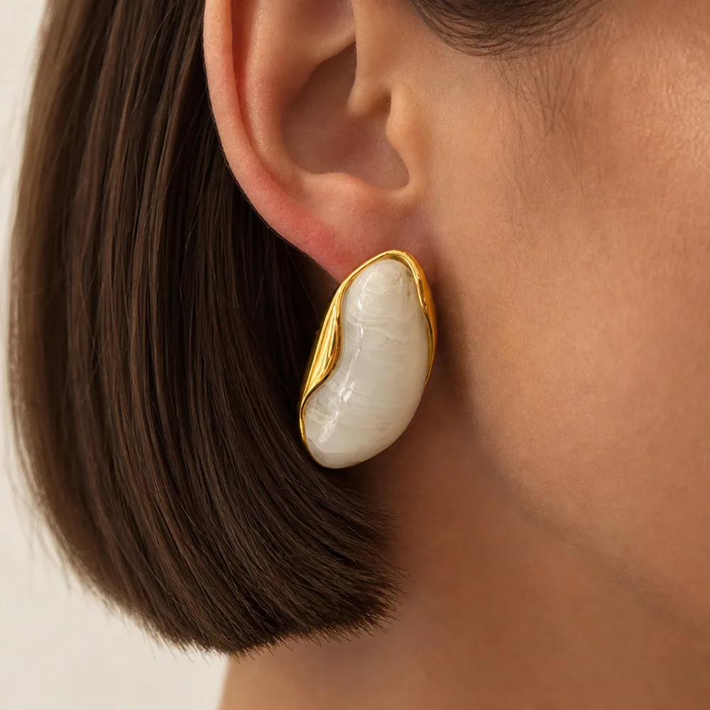 Ingemark Boho Irregular Resin Stainless Steel Stud Earrings for Women Retro 18K PVD Gold Plated Earrings Waterproof Ear Jewelry
Ingemark Boho Irregular Resin Stainless Steel Stud Earrings for Women Retro 18K PVD Gold Plated Earrings Waterproof Ear Jewelry