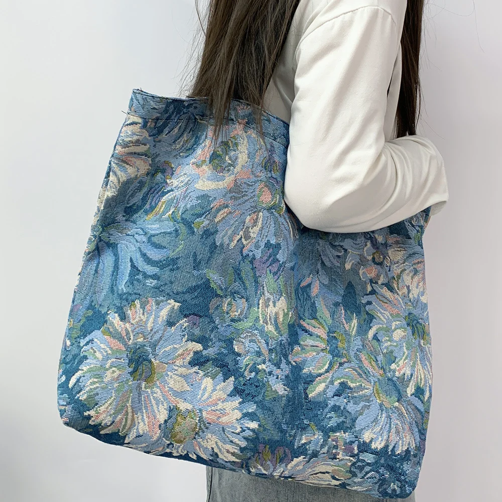 Monet Garden Oil Painting Style Canvas Bag Fashion Commuter Women Shopping Bag College Student Shoulder Bag Niche Design 2025 
Monet Garden Oil Painting Style Canvas Bag Fashion Commuter Women Shopping Bag College Student Shoulder Bag Niche Design 2025