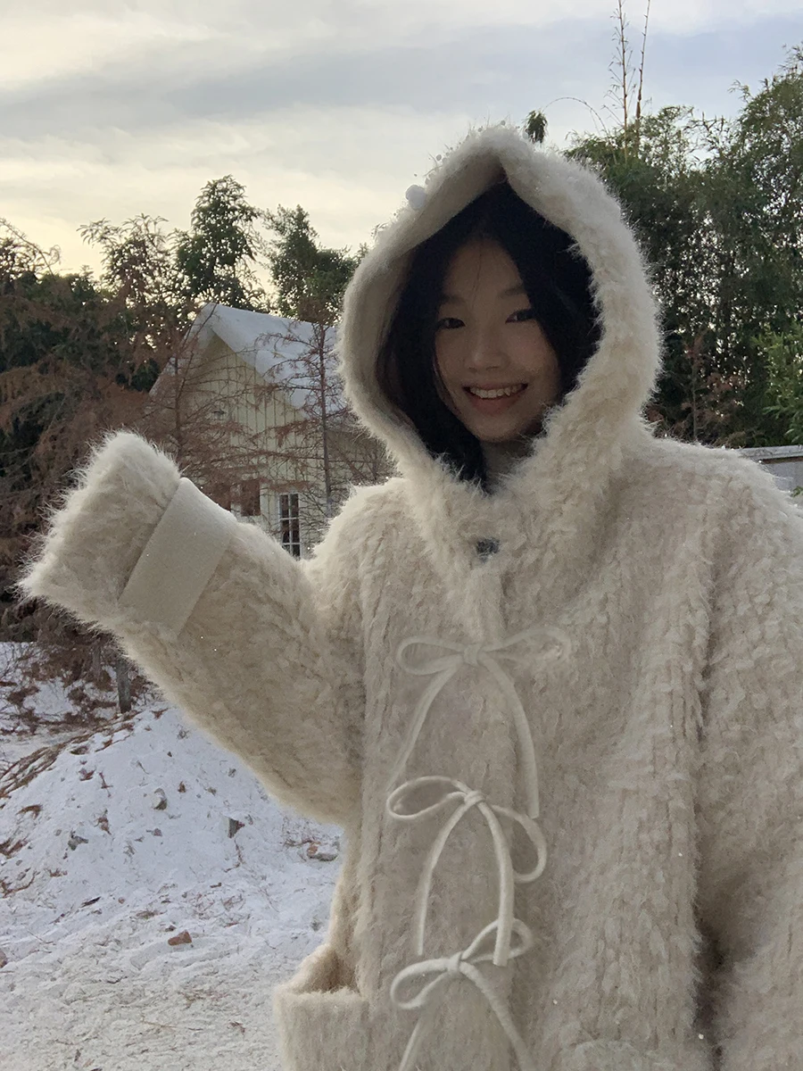 Зимнее утепленное длинное хлопковое пальто для женщин, прямого кроя, с капюшоном, синее и хаки, модель 2025 года, новинка
Зимнее утепленное длинное хлопковое пальто для женщин, прямого кроя, с капюшоном, синее и хаки, модель 2025 года, новинка