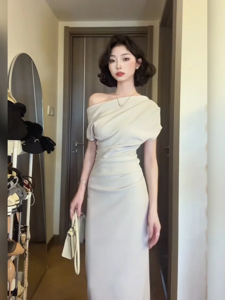 XZY Elegant Plump Lady Summer Dress Asymmetrical Shoulder Slit Waist Cinching Long Skirt Casual Slim Fit Polyester Fiber
XZY Elegant Plump Lady Summer Dress Asymmetrical Shoulder Slit Waist Cinching Long Skirt Casual Slim Fit Polyester Fiber