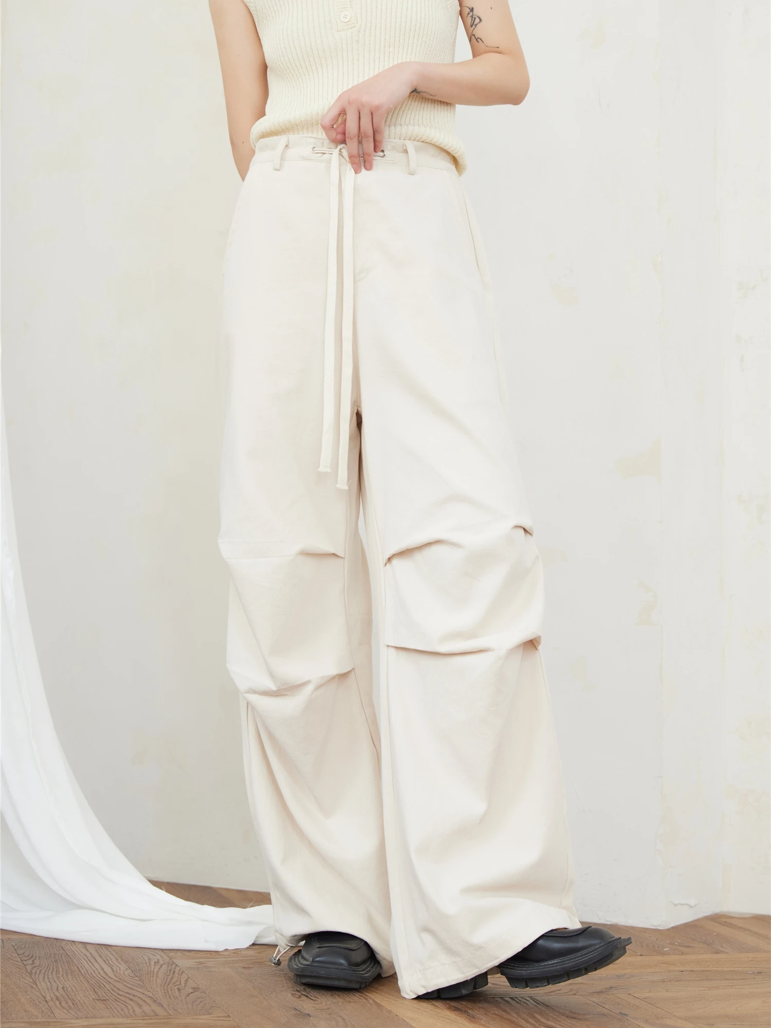Sunyvonne 23SS American Style Casual Pants Straight Leg Loose Cotton Linen Fashionable Workwear Trousers for Women
Sunyvonne 23SS American Style Casual Pants Straight Leg Loose Cotton Linen Fashionable Workwear Trousers for Women