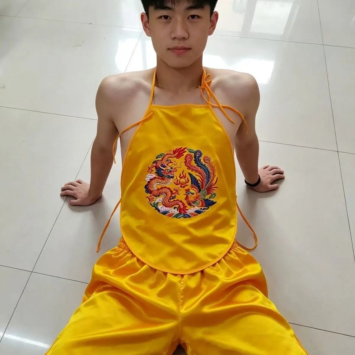 Classic Yellow Dragon Pattern Hanfu Pajamas Men Women Sleeveless Backless Sling Underwear Couples Xmas Gifts
Classic Yellow Dragon Pattern Hanfu Pajamas Men Women Sleeveless Backless Sling Underwear Couples Xmas Gifts