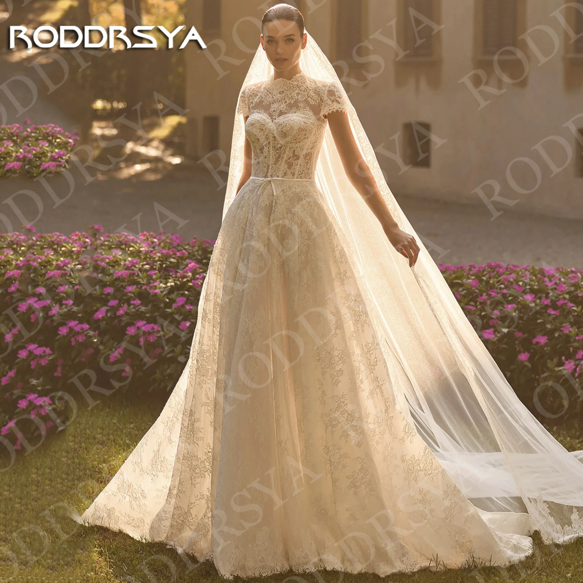 RODDRSYA Vintage Wedding Dresses Gorgeous Bridal Gowns Lace High Neck A Line Short Sleeves Bride Dress Customized robe mariée
RODDRSYA Vintage Wedding Dresses Gorgeous Bridal Gowns Lace High Neck A Line Short Sleeves Bride Dress Customized robe mariée