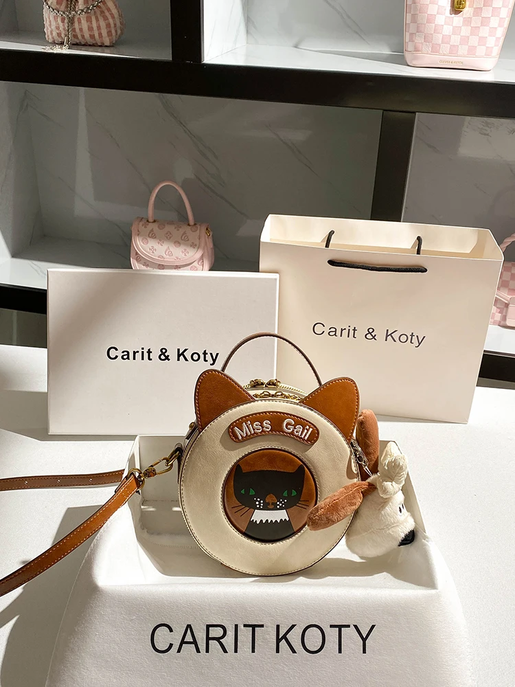 Popular and Luxury Round Handbag with Delicate Cartoon Cat Printing Women Fashion and Versatile Shoulder Crossbody Bag for Party
Popular and Luxury Round Handbag with Delicate Cartoon Cat Printing Women Fashion and Versatile Shoulder Crossbody Bag for Party