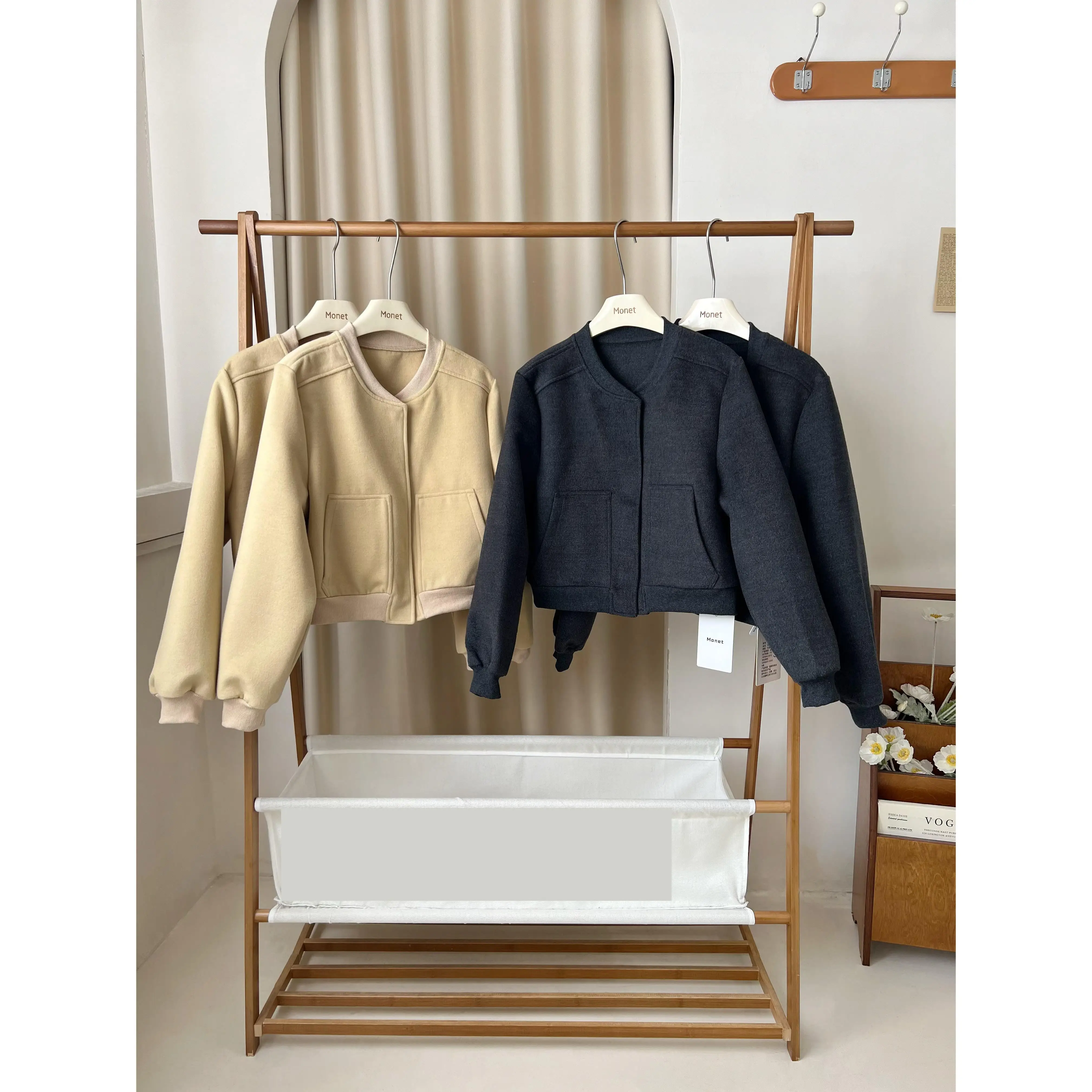 Women's Spring Autumn Streetwear Solid Color Loose Baseball Jacket Lady Solid Color Long Sleeve Zipper Jacket Outwear
Women's Spring Autumn Streetwear Solid Color Loose Baseball Jacket Lady Solid Color Long Sleeve Zipper Jacket Outwear