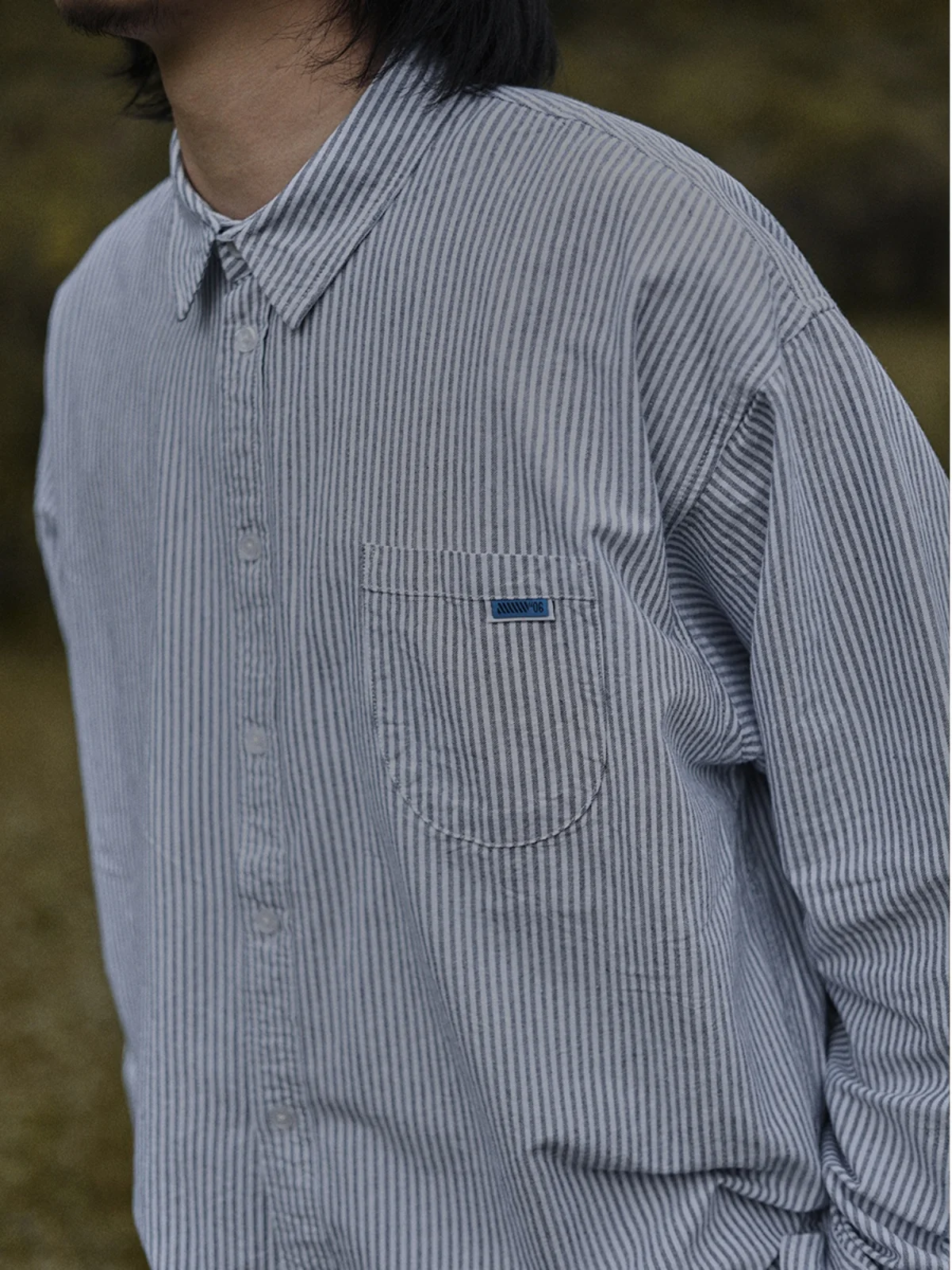 Retro Japanese Style CityBoy Striped Shirt Loose Casual Long Sleeve for Youth Spring Autumn Unisex Fashionable Classic Neckline
Retro Japanese Style CityBoy Striped Shirt Loose Casual Long Sleeve for Youth Spring Autumn Unisex Fashionable Classic Neckline