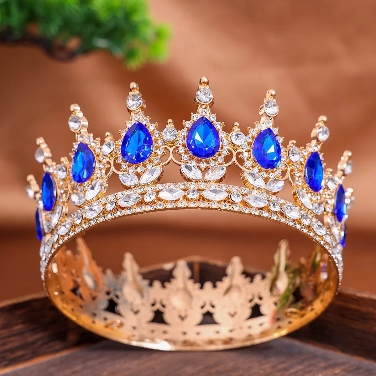 Fashion Crown Bridal Tiara Hairband Wedding Princess Girls Luxury Shiny Jewelry Decorative Ornament Crown Headwear Dropshipping
Fashion Crown Bridal Tiara Hairband Wedding Princess Girls Luxury Shiny Jewelry Decorative Ornament Crown Headwear Dropshipping