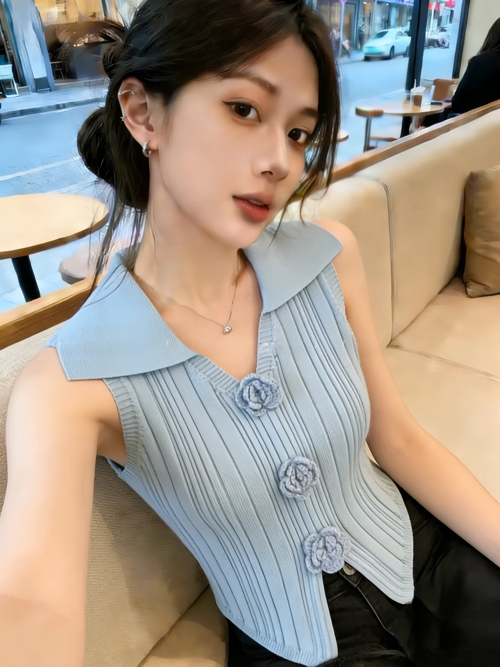 Dopamine Boosting Knitted Vest Women's Summer New Style Slim Fit Short Sleeveless V-Neck Pure Color Korean Version Top
Dopamine Boosting Knitted Vest Women's Summer New Style Slim Fit Short Sleeveless V-Neck Pure Color Korean Version Top