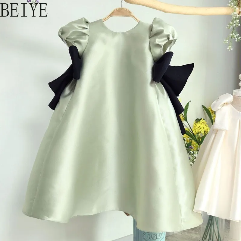 Light Green A Line Kids Satin Dress O Neck Puff Short Sleeve Side Big Bow Dress Children Birthday Photo Shoot Formal Gown
Light Green A Line Kids Satin Dress O Neck Puff Short Sleeve Side Big Bow Dress Children Birthday Photo Shoot Formal Gown