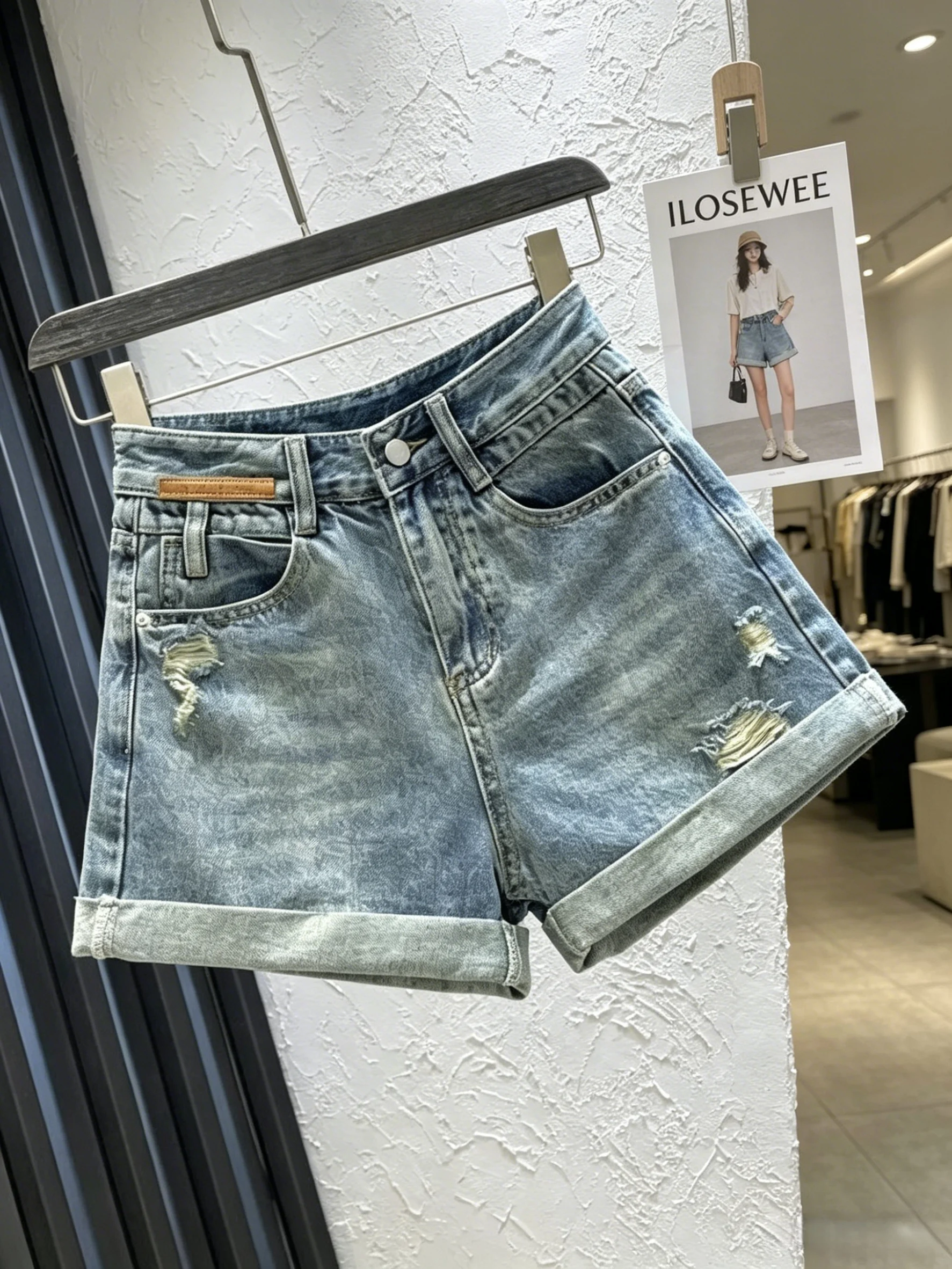 Retro Faded Hem Denim Shorts Women's High Waist Loose Slim A-Line Wide Leg Pants Casual Style High Waist Wide Leg Jeans
Retro Faded Hem Denim Shorts Women's High Waist Loose Slim A-Line Wide Leg Pants Casual Style High Waist Wide Leg Jeans