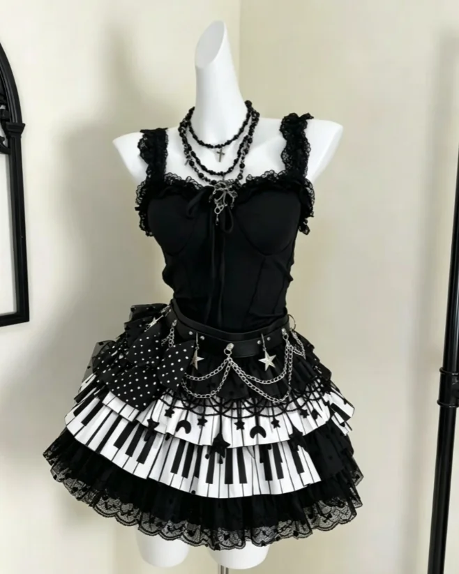 Retro Vintage Harajuku Y2K Piano Print Lace Ruffle Mini Skirt Women 2026 New French Elegant Casual Summer Fashion Skirt 2000s
Retro Vintage Harajuku Y2K Piano Print Lace Ruffle Mini Skirt Women 2026 New French Elegant Casual Summer Fashion Skirt 2000s