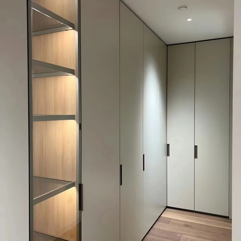 Custom Modern Modular Luxury Eco-Friendly Extendable Plywood Wardrobe System for Bedroom Walk-in Closet with Slab Door
Custom Modern Modular Luxury Eco-Friendly Extendable Plywood Wardrobe System for Bedroom Walk-in Closet with Slab Door