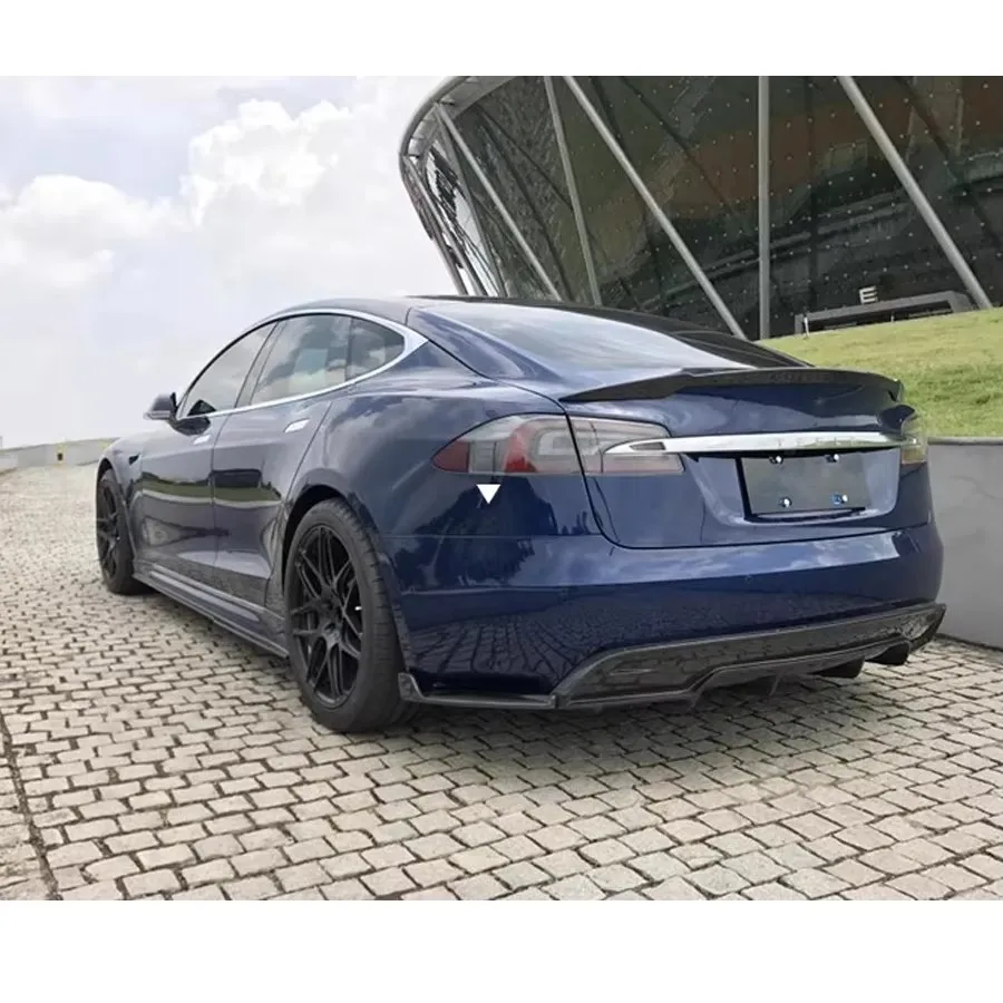 For Tesla Model S 2017+ Carbon Fiber Tail fins Rear Trunk Spoiler Guide Wing Rear Wing Diverter Car Accessories Body Kit
For Tesla Model S 2017+ Carbon Fiber Tail fins Rear Trunk Spoiler Guide Wing Rear Wing Diverter Car Accessories Body Kit