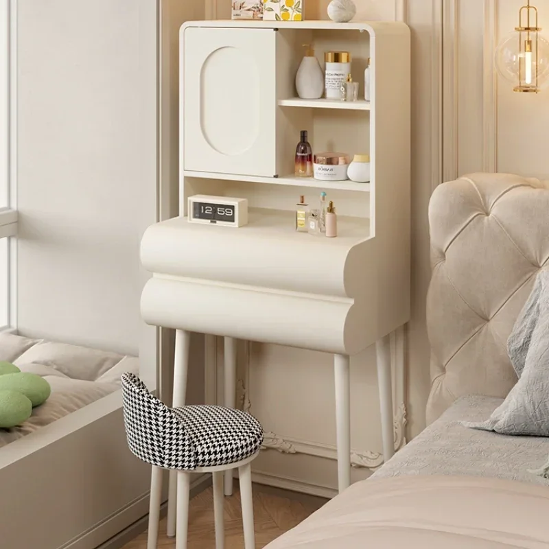 French cream style dresser, new solid wood leg extractor table, large storage table, storage table, integrated storage
French cream style dresser, new solid wood leg extractor table, large storage table, storage table, integrated storage