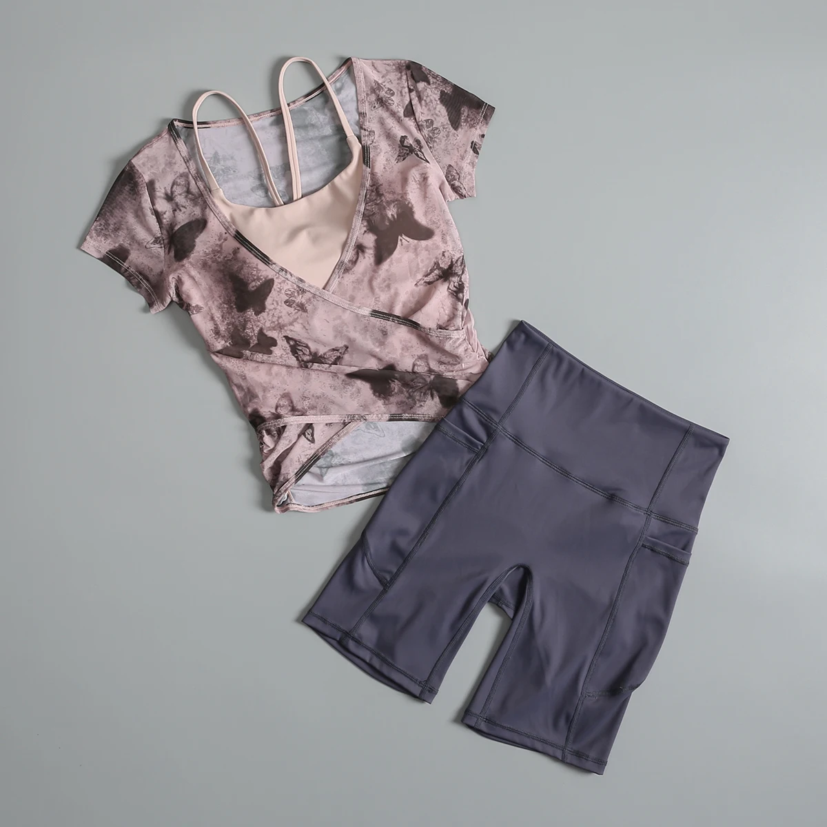 Sports suit for women in summer high-value quick-drying running exercise short-sleeved outdoor hiking fitness cycling
Sports suit for women in summer high-value quick-drying running exercise short-sleeved outdoor hiking fitness cycling