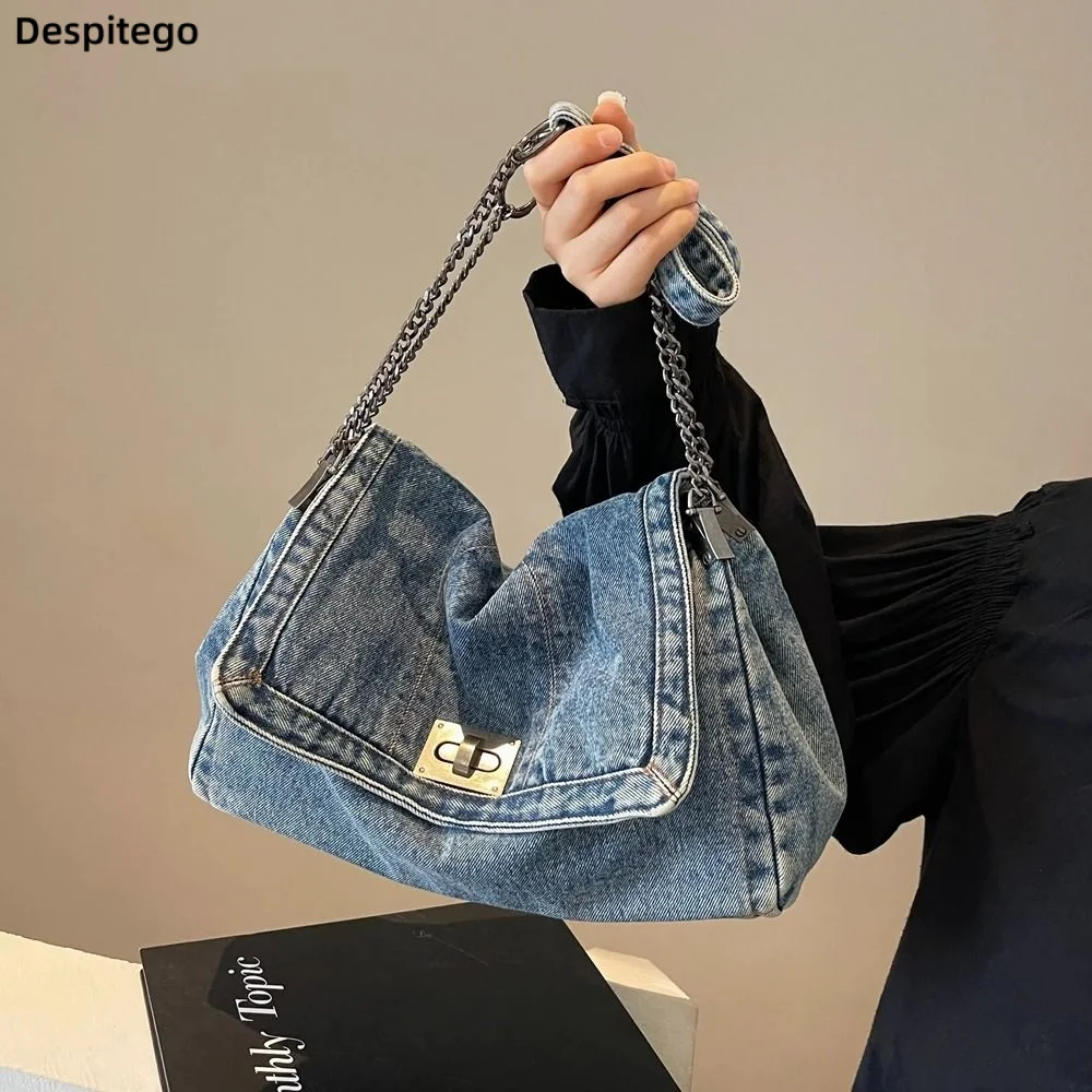 Shoulder Bag Denim Canvas Bag Street Style Large Capacity Vintage Handbag Shopping Bag Metal Chain Solid Crossbody Bag
Shoulder Bag Denim Canvas Bag Street Style Large Capacity Vintage Handbag Shopping Bag Metal Chain Solid Crossbody Bag