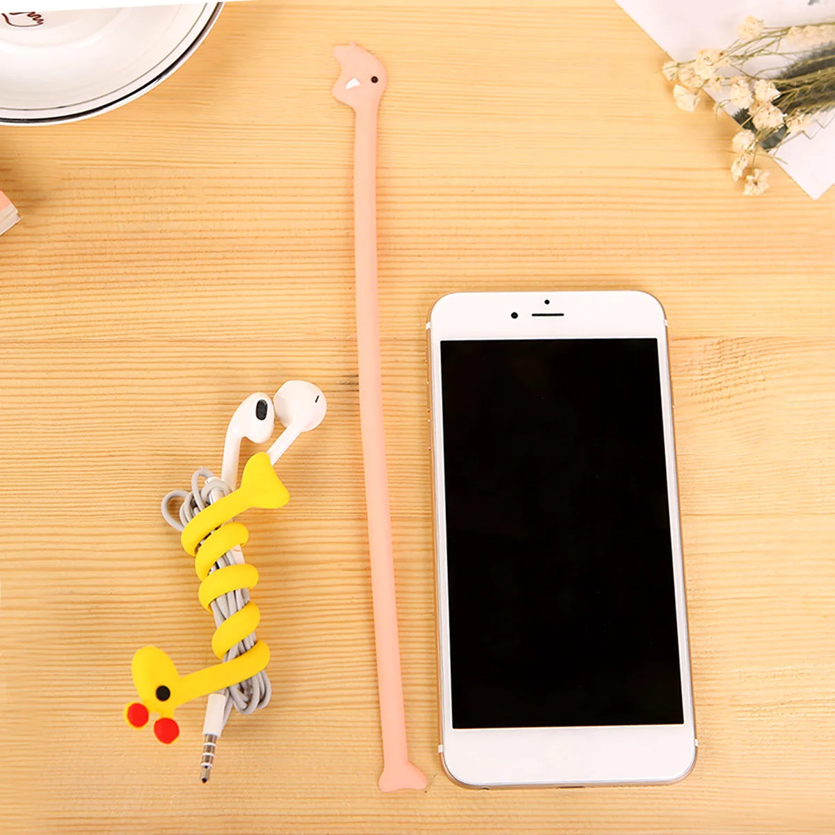 12Pcs Earphone Cartoon Style USB Cable Winder Portable Earphone Holder Organizer for School Office Travel
12Pcs Earphone Cartoon Style USB Cable Winder Portable Earphone Holder Organizer for School Office Travel
