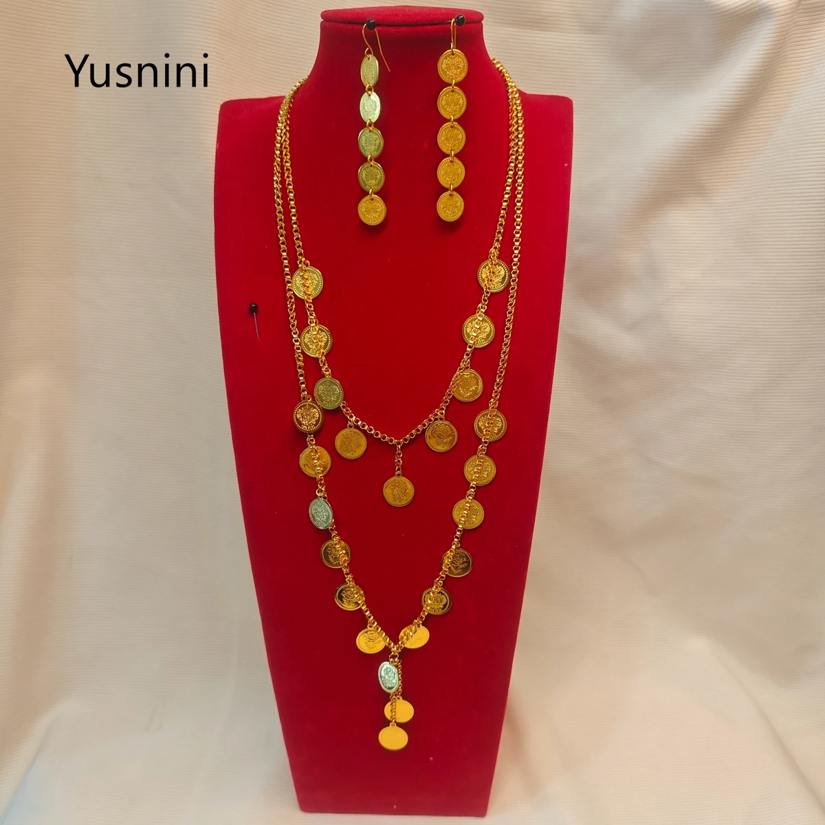 Dubai Jewelry New 24K Gold Plated Necklace, Earrings, Wedding Party Gifts, Women's Jewelry Set 888
Dubai Jewelry New 24K Gold Plated Necklace, Earrings, Wedding Party Gifts, Women's Jewelry Set 888