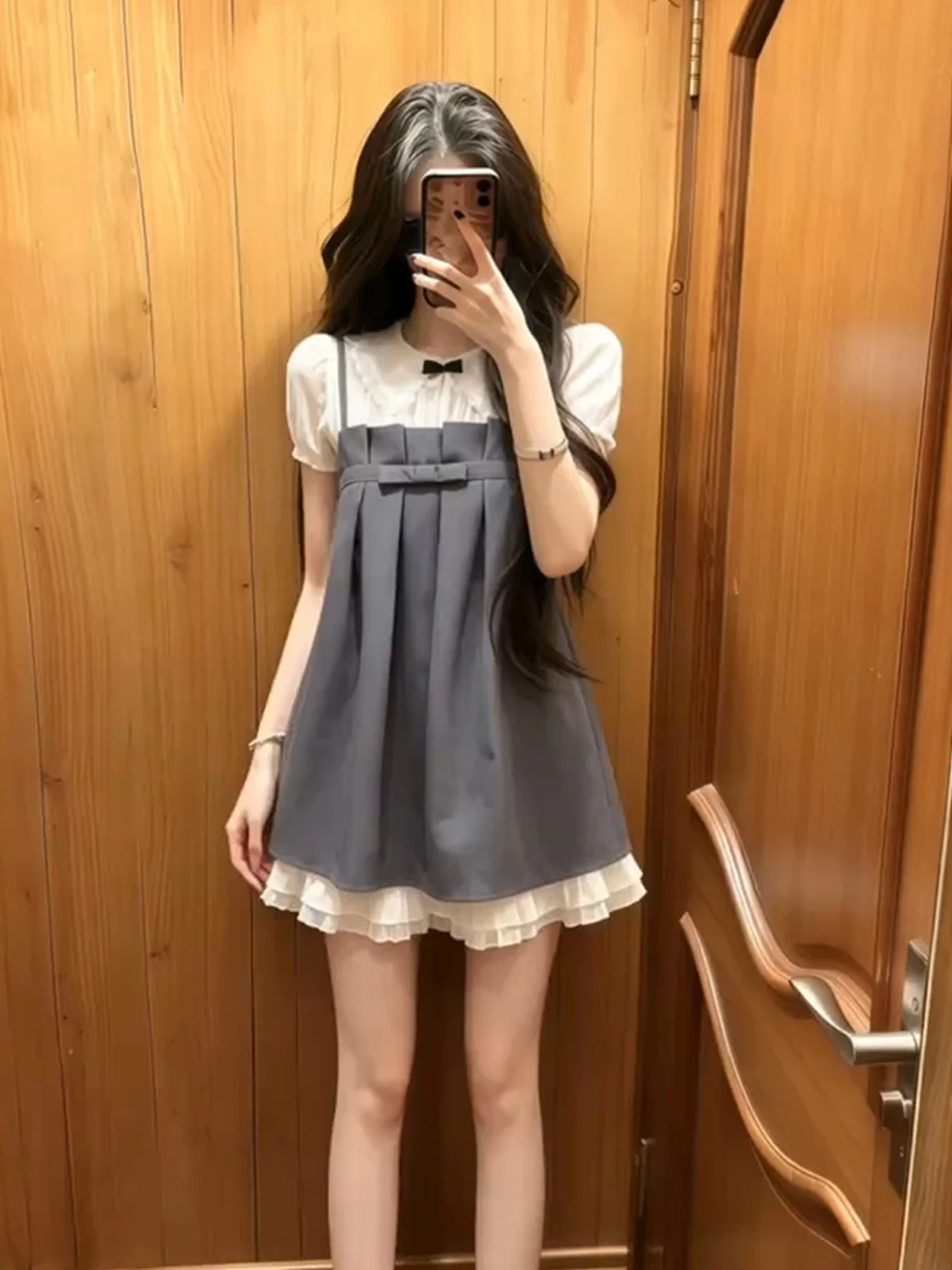 Summer New Style College Girl Plaid Short Sleeve Strap Dress Two Piece Set Women's Fashion Skirt Bubble Sleeve Lace Design
Summer New Style College Girl Plaid Short Sleeve Strap Dress Two Piece Set Women's Fashion Skirt Bubble Sleeve Lace Design