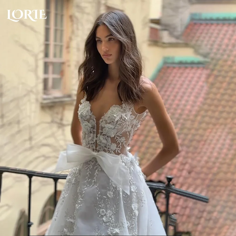 LORIE Vintage Lace Wedding Dress A-Line Strapless Appliques Princess Bridal Gown V Corset 3D Flower Ball Bride Gown Customized
LORIE Vintage Lace Wedding Dress A-Line Strapless Appliques Princess Bridal Gown V Corset 3D Flower Ball Bride Gown Customized